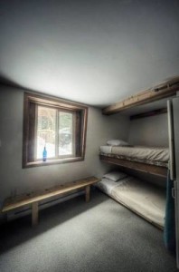 whistler lodge hostel dorm room
